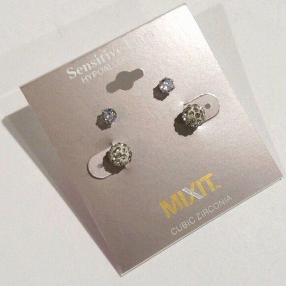 MIXIT Set of 2 Silver-tone Sparkling Crystal Stud Earrings - Women's Jewelry - Picture 1 of 8
